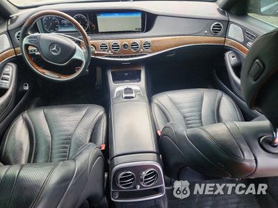 Zdjęcie 8 z 12 samochodu: 2016 MERCEDES-BENZ S 550 4MATIC VIN:WDDUG8FB8GA255493 - miniatura