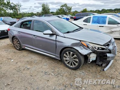 Czwarte zdjęcie samochodu z boku: 2017 HYUNDAI SONATA SPORT VIN:5NPE34AF3HH439635 - miniatura