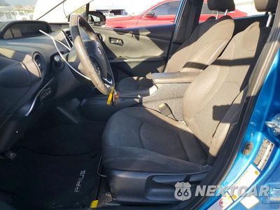 Zdjęcie 7 z 12 samochodu: 2020 TOYOTA PRIUS LE VIN:JTDKARFU4L3104983 - miniatura