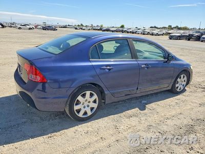 Trzecie zdjęcie samochodu z tyłu: 2008 HONDA CIVIC LX VIN:1HGFA165X8L004729 - miniatura