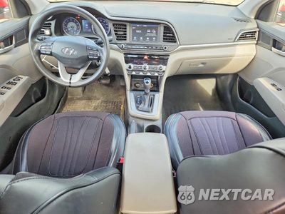 Zdjęcie 8 z 12 samochodu: 2020 HYUNDAI ELANTRA SEL VIN:5NPD84LF6LH621736 - miniatura