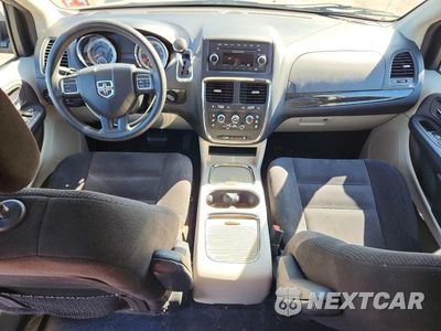 Zdjęcie 8 z 13 samochodu: 2014 DODGE GRAND CARAVAN SXT VIN:2C4RDGCG2ER253704 - miniatura