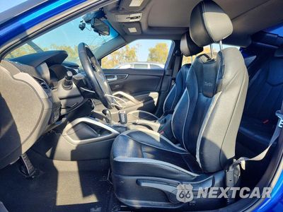 Zdjęcie 7 z 12 samochodu: 2015 HYUNDAI VELOSTER TURBO VIN:KMHTC6AE2FU216964 - miniatura