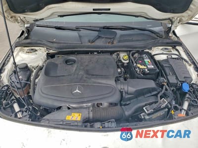 Zdjęcie 11 z 12 samochodu: 2019 MERCEDES-BENZ CLA 250 VIN:WDDSJ4EB7KN707972 - miniatura