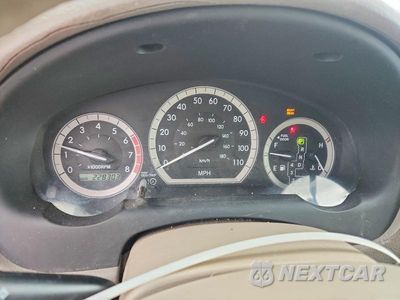 Zdjęcie 9 z 13 samochodu: 2004 TOYOTA SIENNA LE 7 PASSENGER VIN:5TDZA23C04S045934 - miniatura