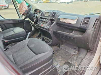 Zdjęcie 8 z 13 samochodu: 2019 RAM PROMASTER 2500 2500 HIGH VIN:3C6TRVCG5KE531012 - miniatura