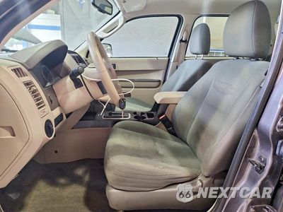 Zdjęcie 7 z 13 samochodu: 2012 FORD ESCAPE XLS VIN:1FMCU0C71CKB13311 - miniatura