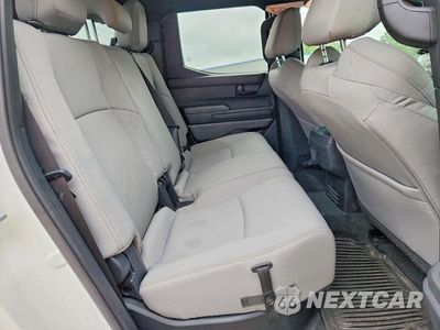 Zdjęcie 10 z 12 samochodu: 2025 TOYOTA TACOMA SR5 VIN:3TMKB5FN9SM044727 - miniatura