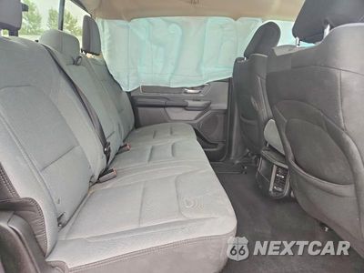 Zdjęcie 10 z 12 samochodu: 2019 RAM 1500 BIG HORN/LONE STAR VIN:1C6RRFFG9KN780923 - miniatura