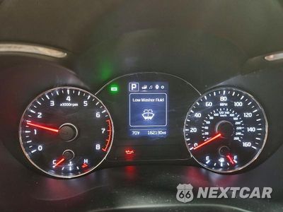Zdjęcie 9 z 12 samochodu: 2018 KIA FORTE LX VIN:3KPFL4A76JE190836 - miniatura