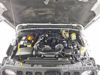 Zdjęcie 11 z 13 samochodu: 2022 JEEP GLADIATOR SPORT VIN:1C6HJTAG5NL132424 - miniatura