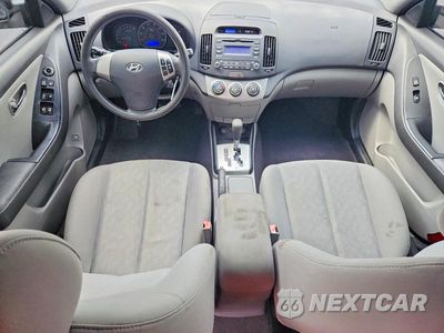 Zdjęcie 8 z 12 samochodu: 2010 HYUNDAI ELANTRA GLS VIN:KMHDU4AD9AU181846 - miniatura