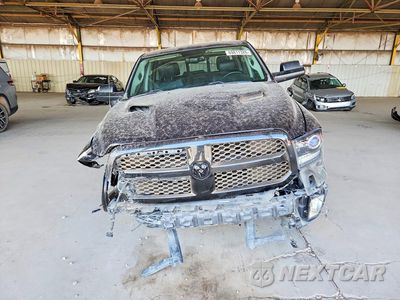Piąte zdjęcie samochodu w środku: 2017 RAM 1500 SPORT VIN:1C6RR7MTXHS686548 - miniatura