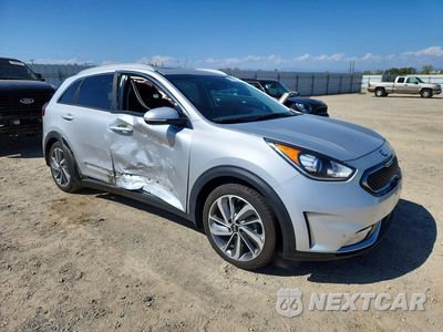 Czwarte zdjęcie samochodu z boku: 2019 KIA NIRO TOURING VIN:KNDCE3LC9K5303841 - miniatura