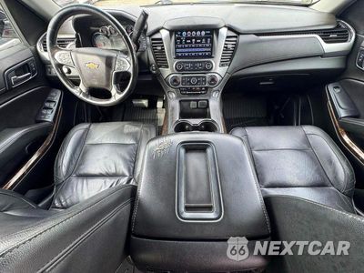 Zdjęcie 9 z 11 samochodu: 2020 CHEVROLET SUBURBAN K1500 LT VIN:1GNSKHKC8LR232376 - miniatura