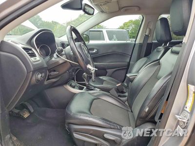 Zdjęcie 7 z 13 samochodu: 2019 JEEP COMPASS LATITUDE VIN:3C4NJDBB1KT599490 - miniatura