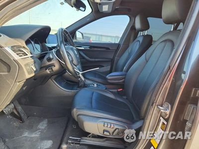 Zdjęcie 7 z 13 samochodu: 2018 BMW X1 SDRIVE28I VIN:WBXHU7C35J3H44043 - miniatura
