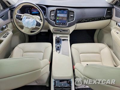 Zdjęcie 8 z 13 samochodu: 2025 VOLVO XC90 PLUS VIN:YV4H60PE8S1315545 - miniatura