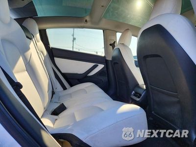 Zdjęcie 10 z 13 samochodu: 2021 TESLA MODEL 3 VIN:5YJ3E1EA6MF873202 - miniatura