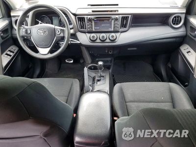 Zdjęcie 8 z 13 samochodu: 2017 TOYOTA RAV4 LE VIN:2T3BFREV8HW593629 - miniatura