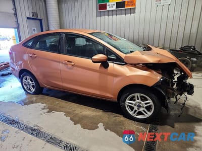 Czwarte zdjęcie samochodu z boku: 2017 FORD FIESTA SE VIN:3FADP4BJ9HM156725 - miniatura