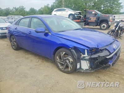 Czwarte zdjęcie samochodu z boku: 2024 HYUNDAI ELANTRA LIMITED VIN:KMHLP4DG6RU827042 - miniatura