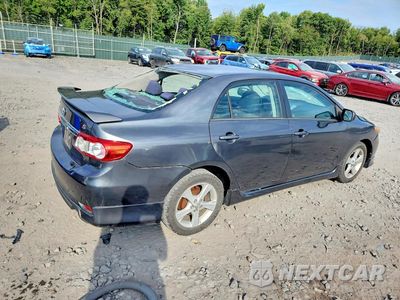 Trzecie zdjęcie samochodu z tyłu: 2013 TOYOTA COROLLA S VIN:5YFBU4EE5DP075216 - miniatura