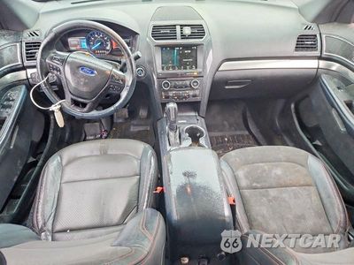 Zdjęcie 8 z 12 samochodu: 2018 FORD EXPLORER XLT VIN:1FM5K8D8XJGB28183 - miniatura