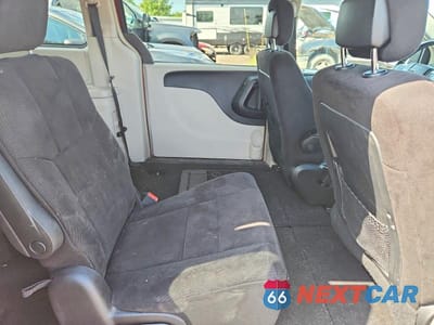 Zdjęcie 11 z 14 samochodu: 2011 DODGE GRAND CARAVAN CREW VIN:2D4RN5DG1BR611843 - miniatura