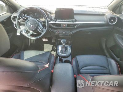 Zdjęcie 8 z 12 samochodu: 2021 KIA FORTE GT VIN:3KPF44AC8ME358569 - miniatura