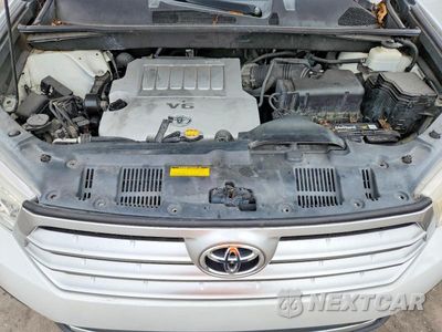 Zdjęcie 12 z 13 samochodu: 2011 TOYOTA HIGHLANDER BASE VIN:5TDZK3EH6BS049723 - miniatura