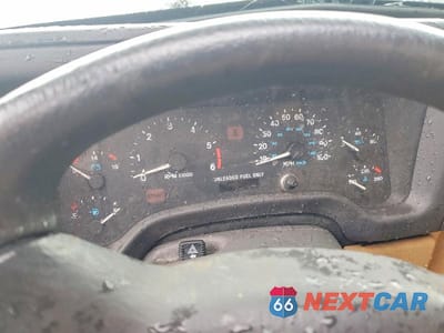 Zdjęcie 9 z 13 samochodu: 1997 JEEP WRANGLER / TJ SE VIN:1J4FY29PXVP443828 - miniatura