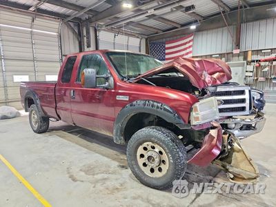 Czwarte zdjęcie samochodu z boku: 2005 FORD F250 SUPER DUTY VIN:1FTSX21575EA97279 - miniatura