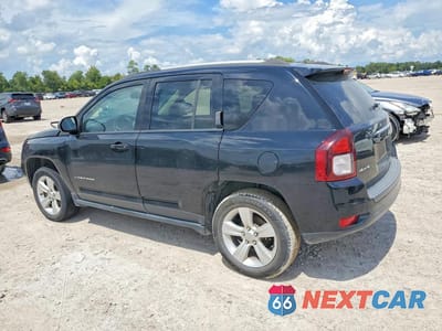Drugie zdjęcie samochodu z przodu: 2017 JEEP COMPASS SPORT VIN:1C4NJDBB8HD142707 - miniatura