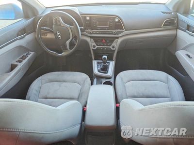 Zdjęcie 8 z 13 samochodu: 2017 HYUNDAI ELANTRA SE VIN:KMHD74LF6HU095135 - miniatura