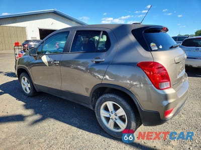 Drugie zdjęcie samochodu z przodu: 2020 CHEVROLET TRAX LS VIN:KL7CJNSB3LB343025 - miniatura