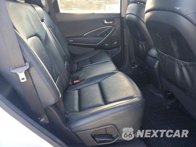 Zdjęcie 11 z 13 samochodu: 2017 HYUNDAI SANTA FE SE ULTIMATE VIN:KM8SR4HF4HU200006 - miniatura