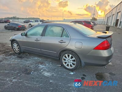 Drugie zdjęcie samochodu z przodu: 2007 HONDA ACCORD EX VIN:1HGCM665X7A081988 - miniatura