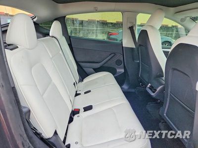 Zdjęcie 10 z 13 samochodu: 2023 TESLA MODEL Y VIN:7SAYGDEE1PF885169 - miniatura