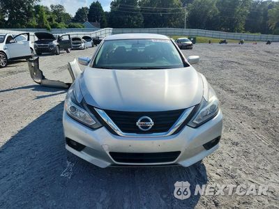 Piąte zdjęcie samochodu w środku: 2018 NISSAN ALTIMA 2.5 SV VIN:1N4AL3APXJC203217 - miniatura