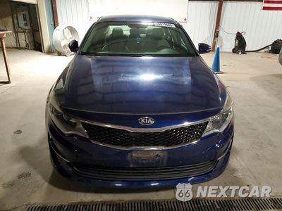 Piąte zdjęcie samochodu w środku: 2016 KIA OPTIMA LX VIN:5XXGT4L3XGG067877 - miniatura