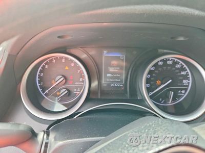 Zdjęcie 9 z 13 samochodu: 2022 TOYOTA CAMRY LE VIN:4T1C11AK2NU705751 - miniatura