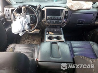 Zdjęcie 8 z 13 samochodu: 2015 GMC SIERRA K3500 DENALI VIN:1GT424E86FF109389 - miniatura