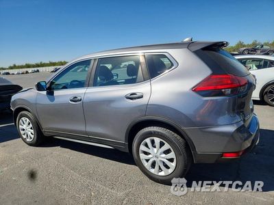 Drugie zdjęcie samochodu z przodu: 2017 NISSAN ROGUE S VIN:KNMAT2MT5HP514828 - miniatura