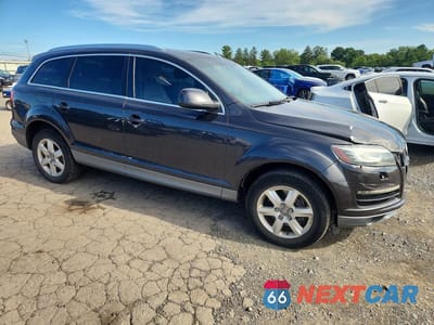 Czwarte zdjęcie samochodu z boku: 2010 AUDI Q7 PREMIUM PLUS VIN:WA1LYAFE4AD005639 - miniatura