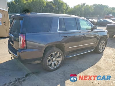 Trzecie zdjęcie samochodu z tyłu: 2016 GMC YUKON DENALI VIN:1GKS2CKJ2GR301048 - miniatura