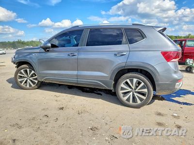 Drugie zdjęcie samochodu z przodu: 2022 VOLKSWAGEN TAOS SE VIN:3VVTX7B23NM003058 - miniatura