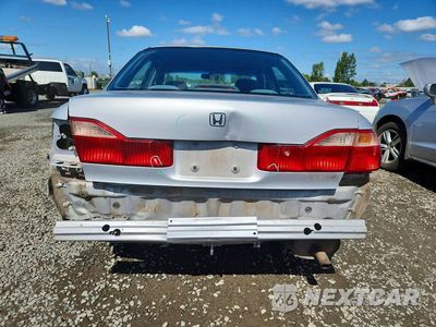Zdjęcie 6 z 13 samochodu: 1999 HONDA ACCORD DX VIN:1HGCF8648XA056049 - miniatura