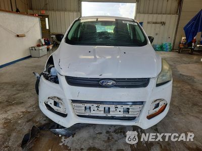 Piąte zdjęcie samochodu w środku: 2016 FORD ESCAPE S VIN:1FMCU0F73GUA73058 - miniatura