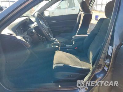 Zdjęcie 7 z 13 samochodu: 2010 HONDA ACCORD LXP VIN:1HGCP2F44AA175234 - miniatura
